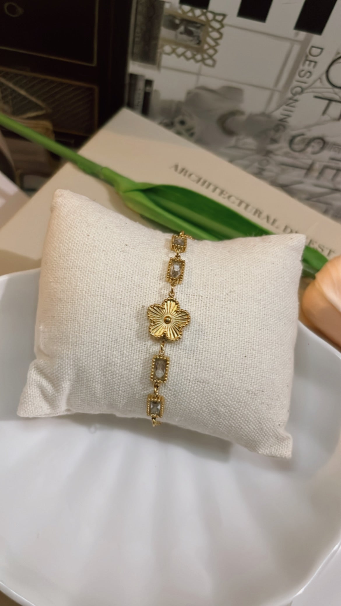 Flora Bracelet