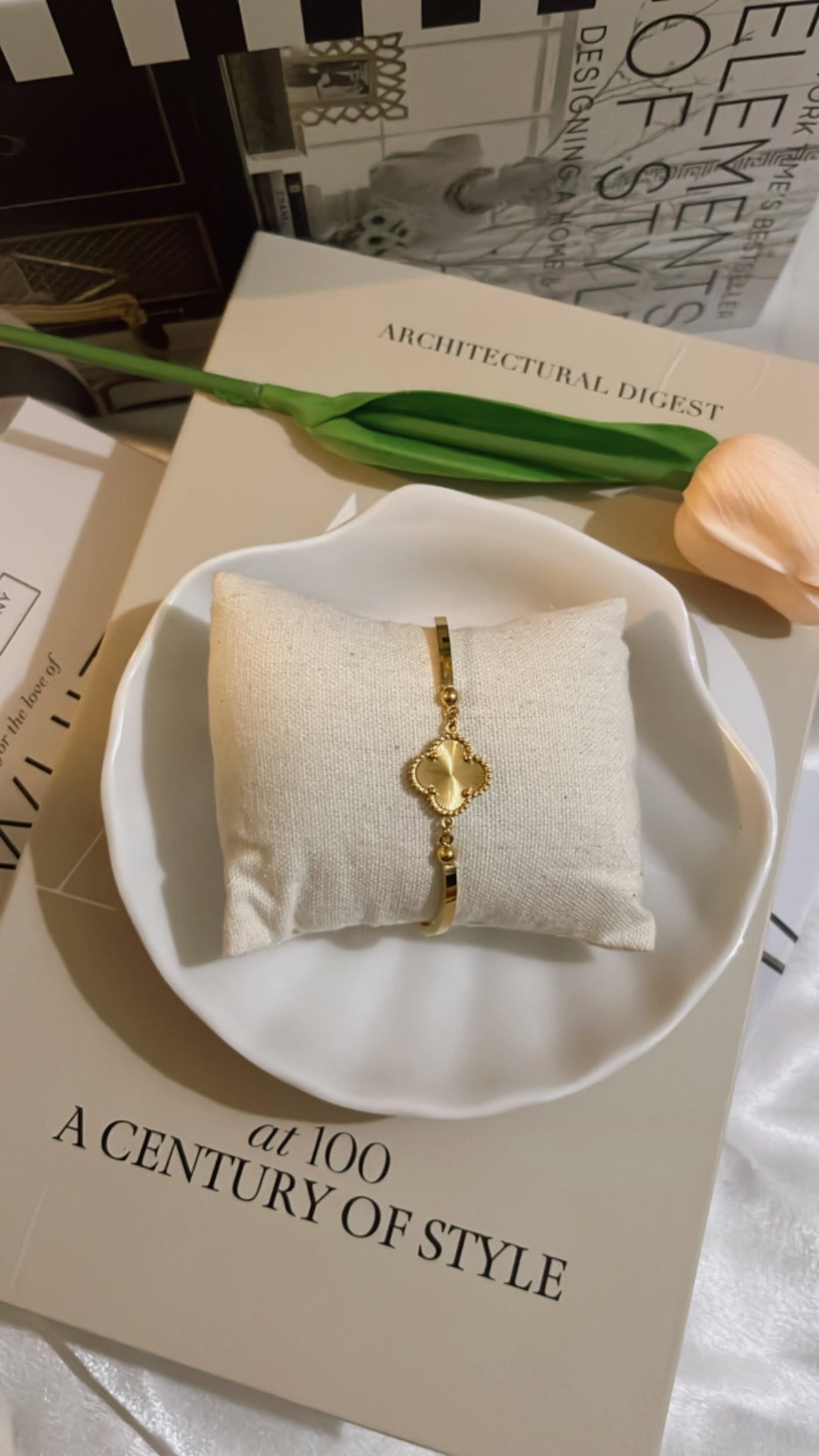 Selene Clover Bracelet