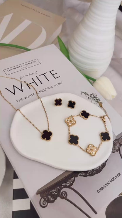 Dainty Clover Set (negro)